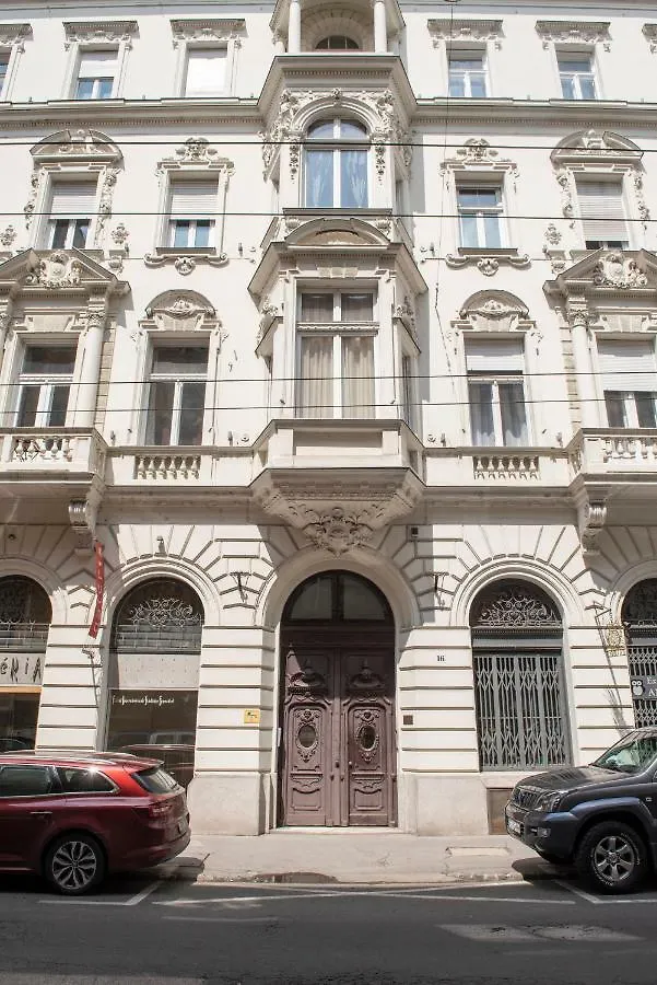 Luxury Apartment by Hi5 - Kálmán Imre Suite Budapest Ungheria